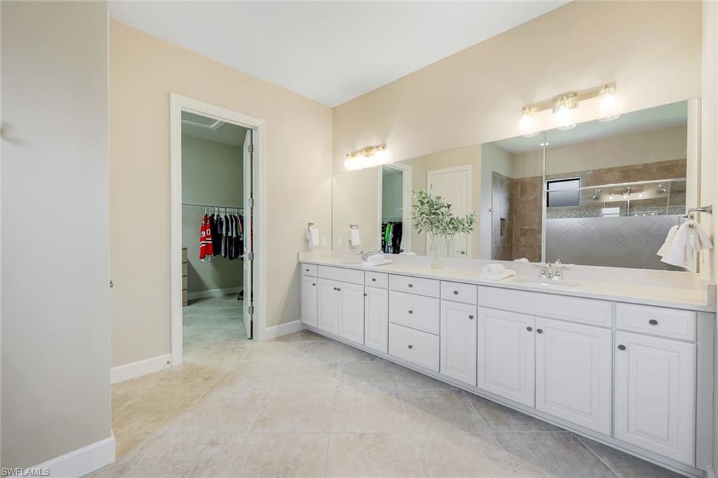 9218 Rialto Lane Naples, FL 34119 - Photo 20 of 35