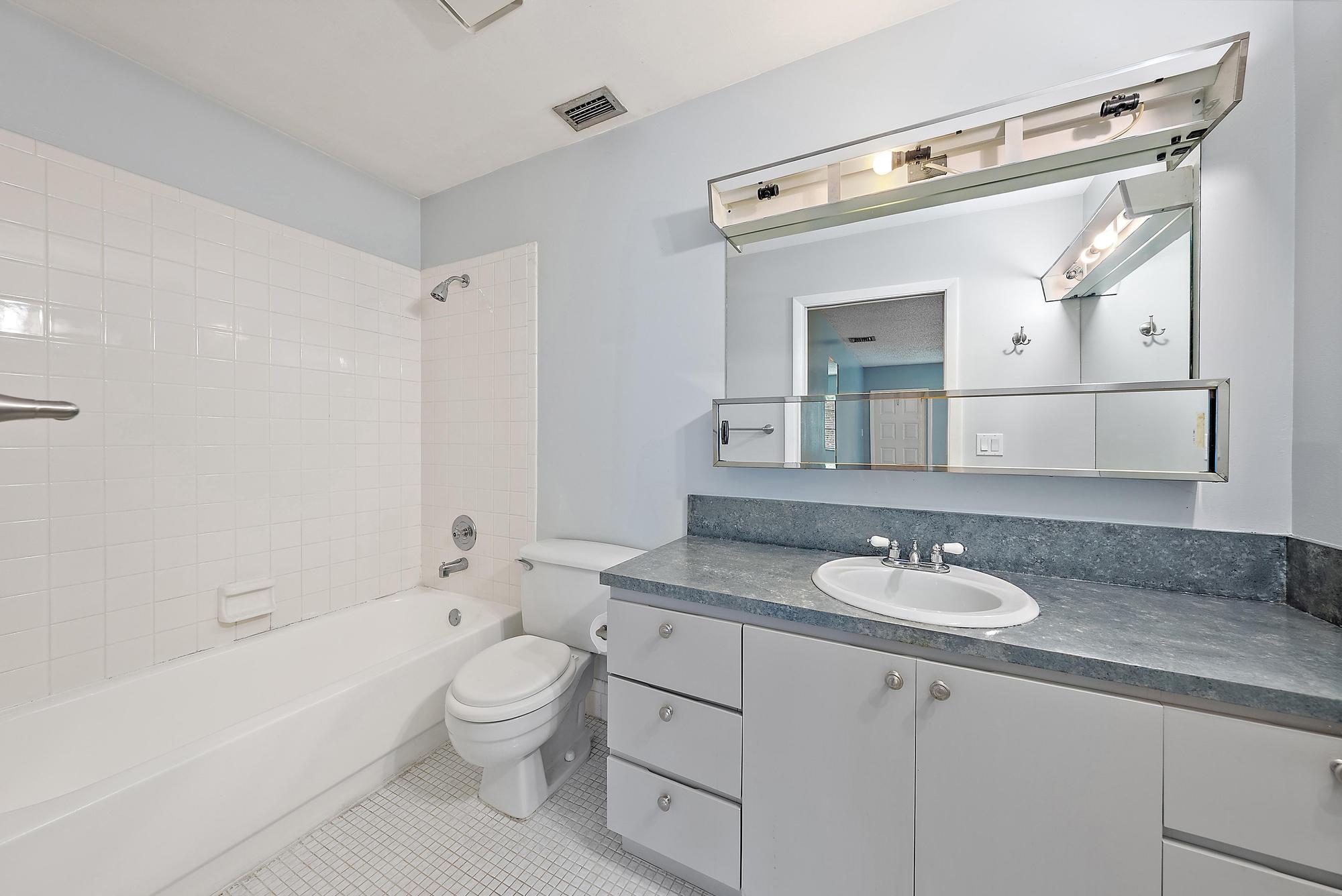 5270 Nesting Way, Unit B Delray Beach, FL 33484 - Photo 7 of 27 5270 Nesting Way B-11