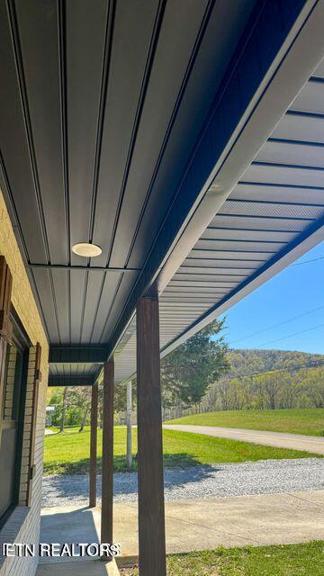 2315 Pine Grove Road Winfield, TN 37892 - Photo 8 of 30 20250417183125250730000000-o