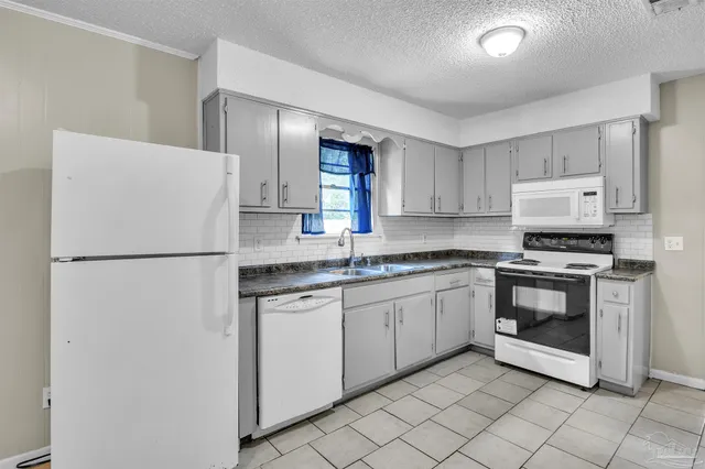 $209,000 | 907 Colbert Avenue, Pensacola, FL 32507