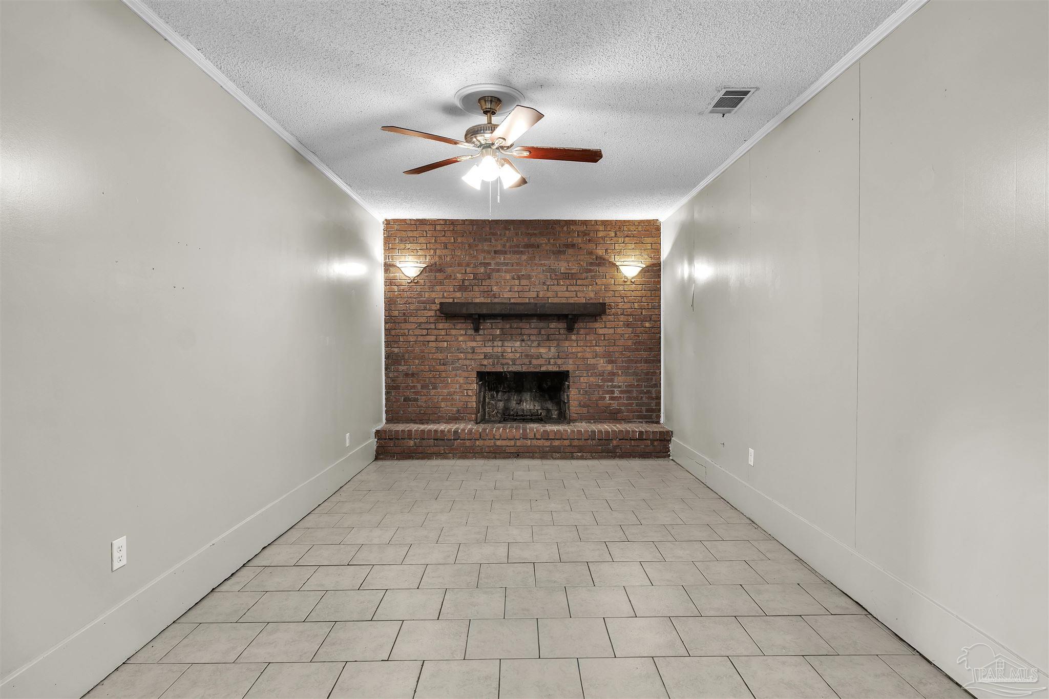 907 Colbert Avenue Pensacola, FL 32507 - Photo 17 of 37