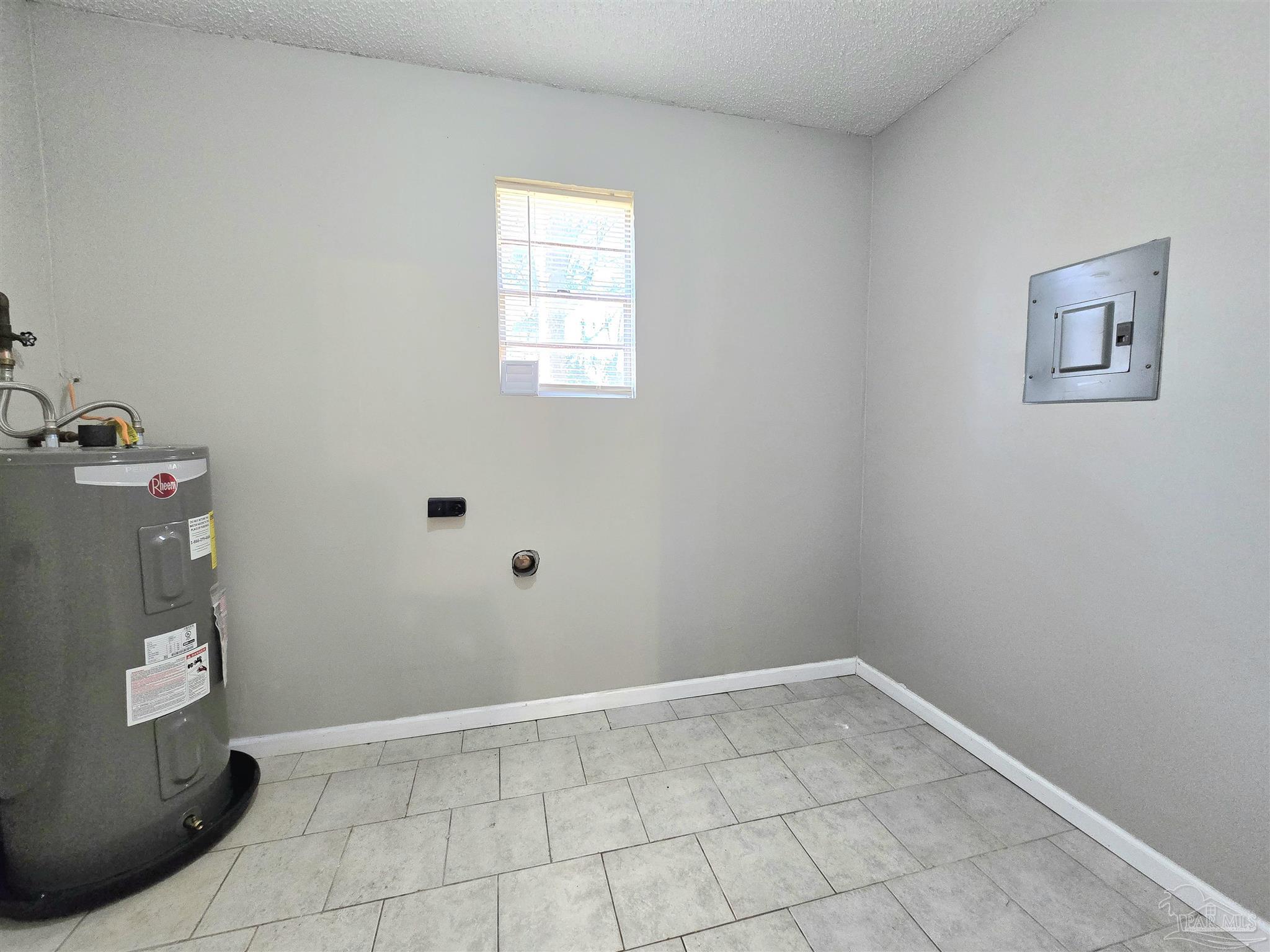 907 Colbert Avenue Pensacola, FL 32507 - Photo 19 of 37