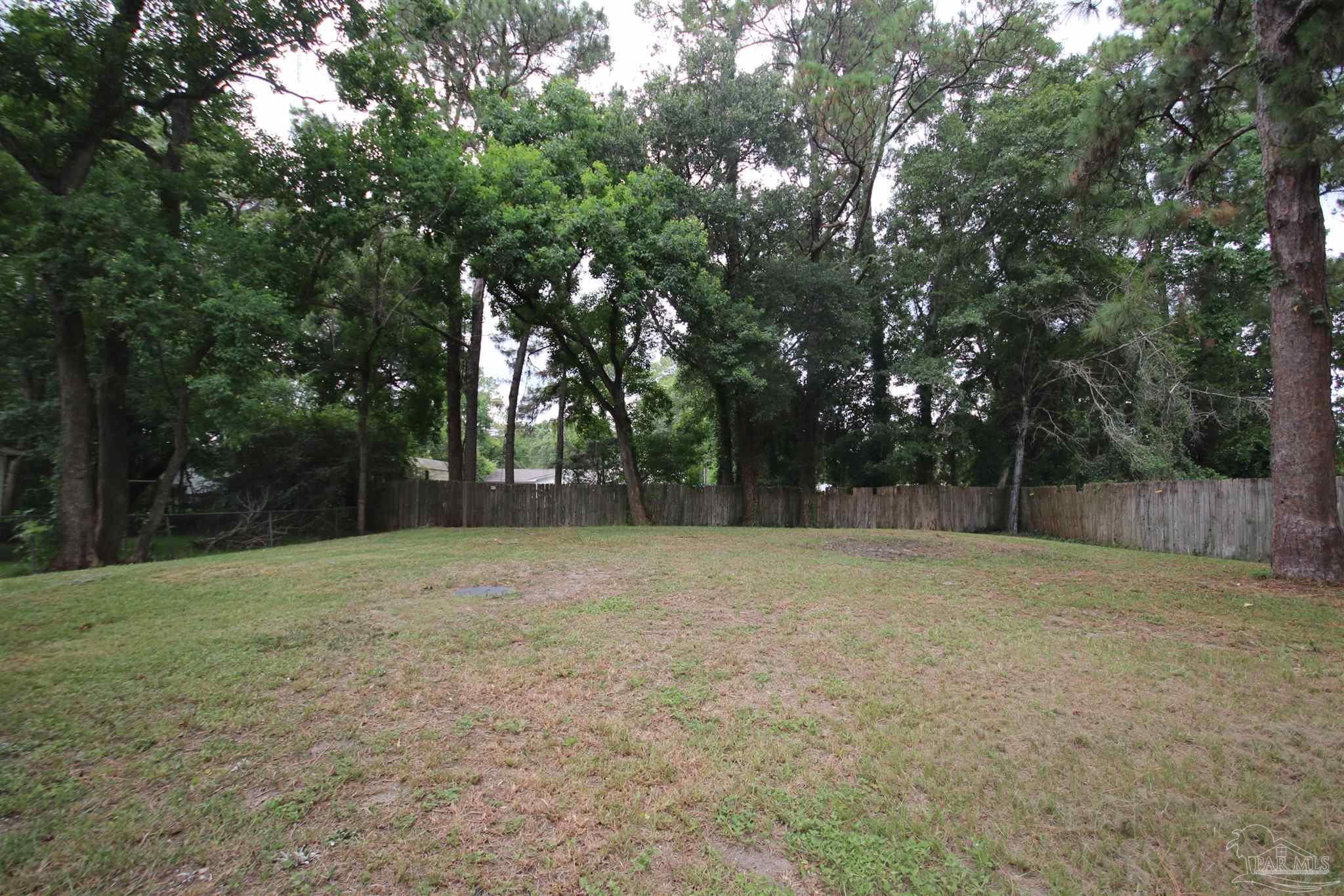 907 Colbert Avenue Pensacola, FL 32507 - Photo 35 of 37