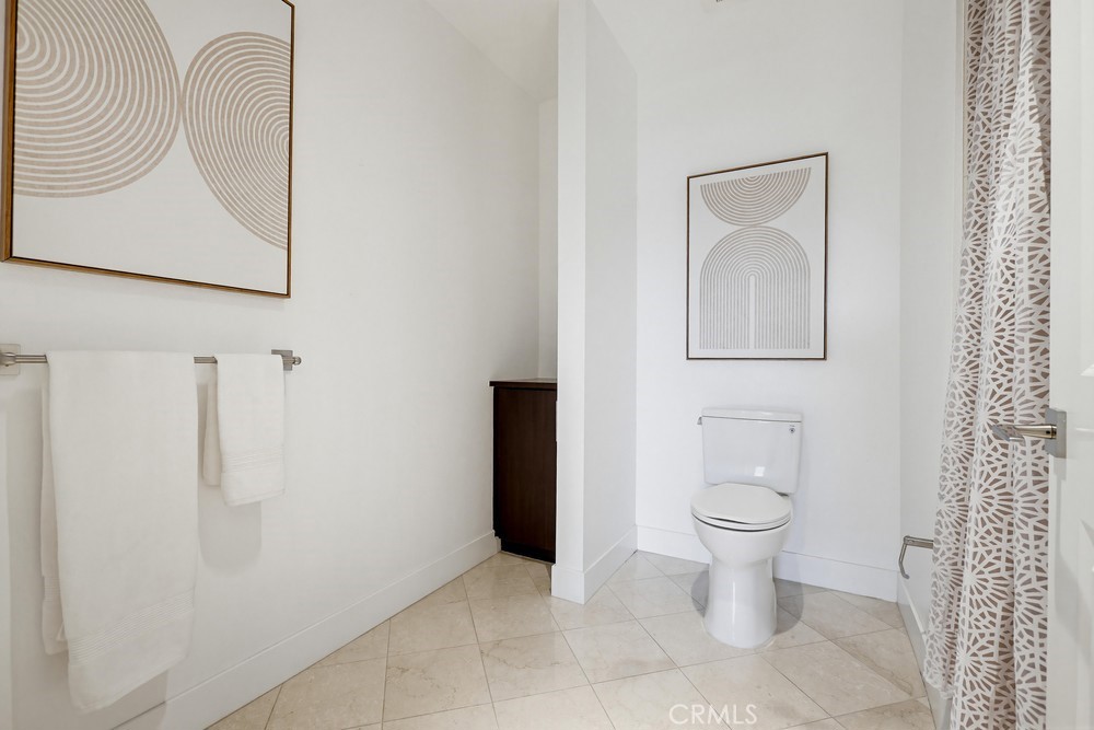402 Rockefeller, Unit 406 Irvine, CA 92612 - Photo 51 of 75 Gallery Image 51