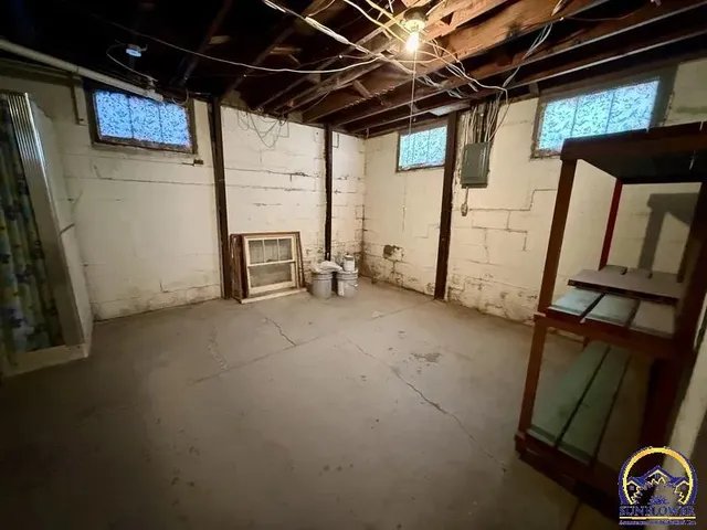 $159,000 | 200 Miami Street, Hiawatha, KS 66434