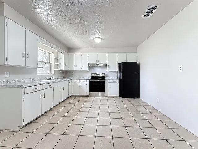 $265,000 | 213 Barbourville Drive, Tallahassee, FL 32301