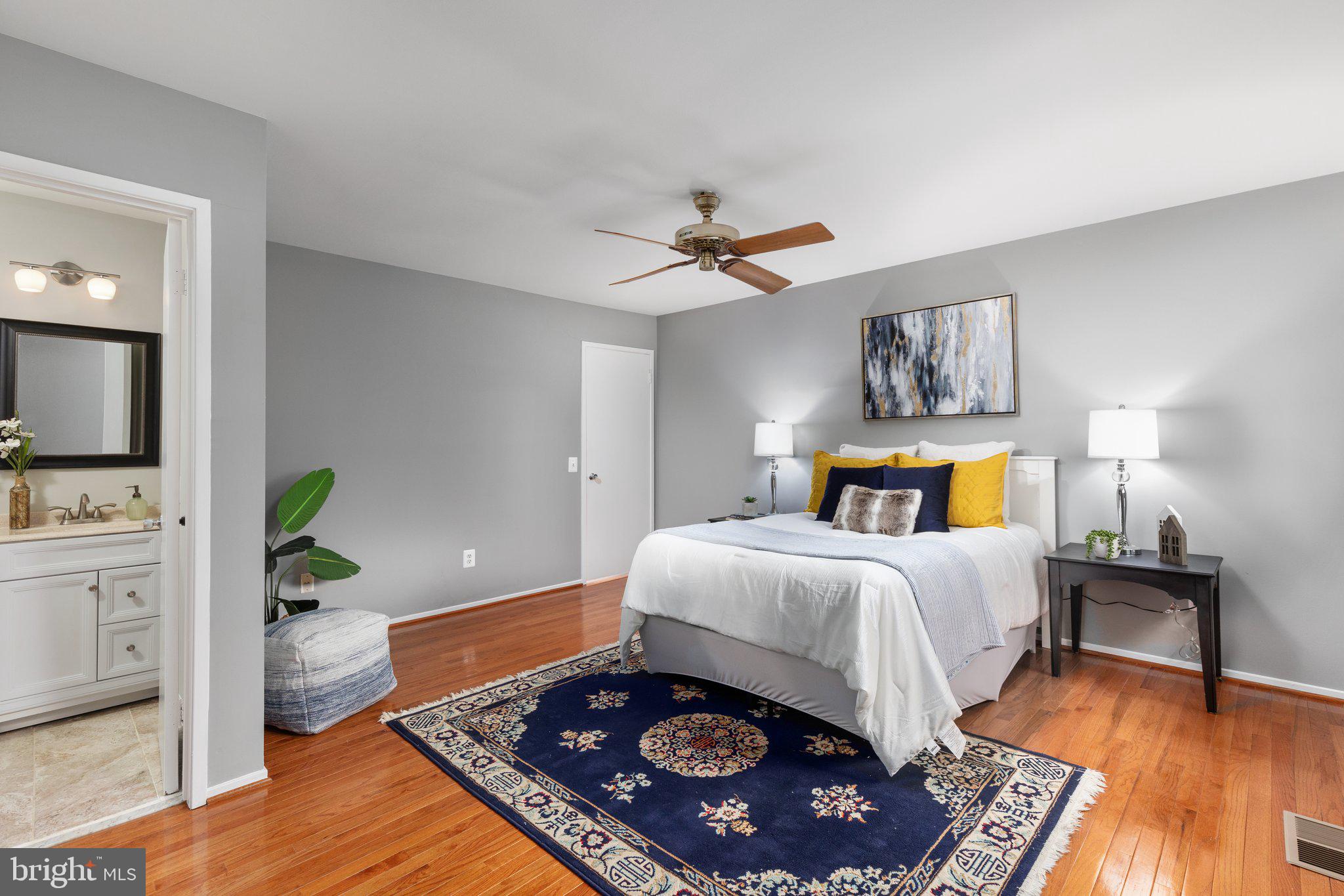 2271 Wheelwright Court Reston, VA 20191 - Photo 19 of 33 Primary bedroom