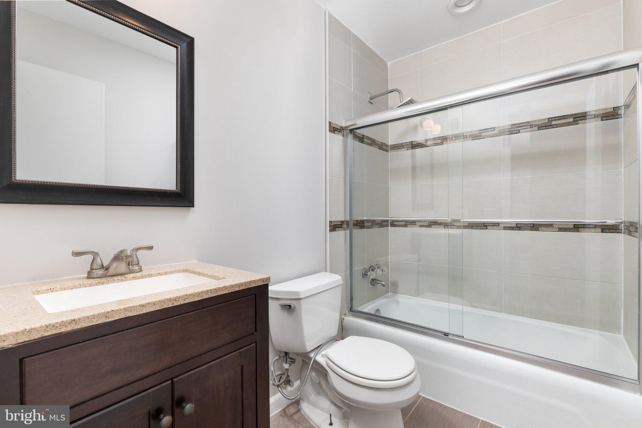 2271 Wheelwright Court Reston, VA 20191 - Photo 23 of 33 Hallway bathroom