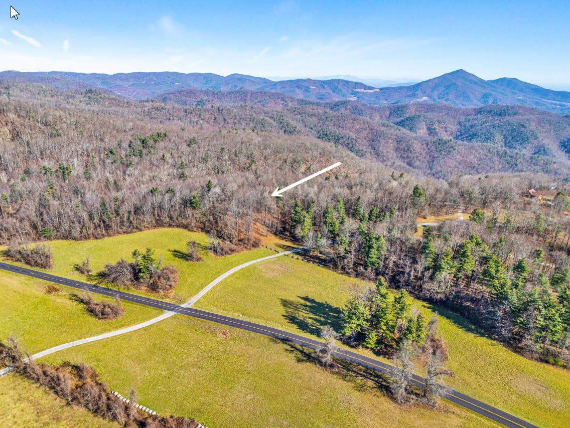 0 Overlook Ridge Drive Southeast Copper Hill, VA 24079 - Photo 25 of 31 a view of a backyard and a swimming pool