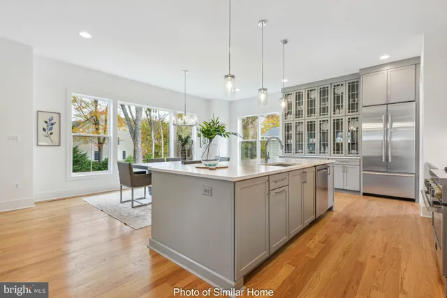 $2,199,000 | 7703 Lunceford Lane, Falls Church, VA 22043