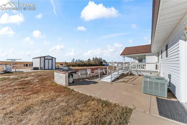 a view of parking area
