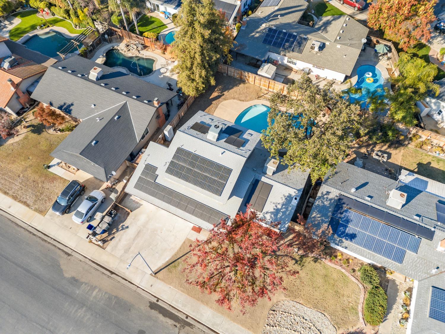 1053 Menlo Avenue Clovis, CA 93612 - Photo 36 of 41 view of a house with a yard