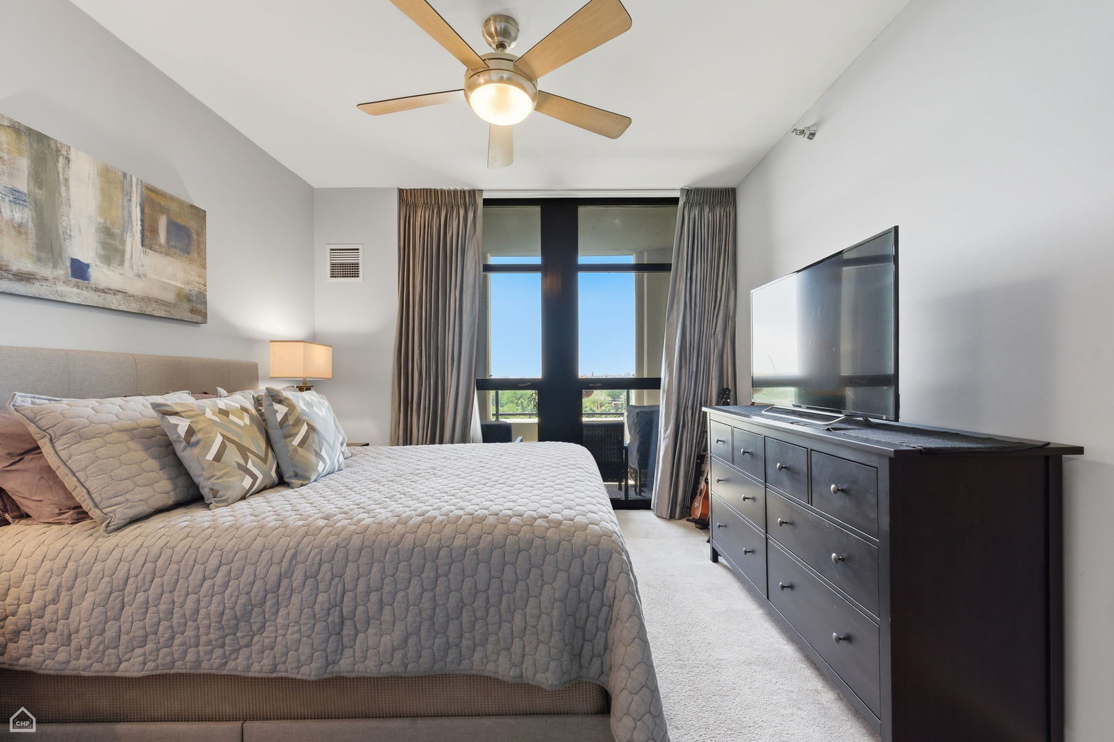 1255 South State Street, Unit 708 Chicago, IL 60605 - Photo 11 of 15