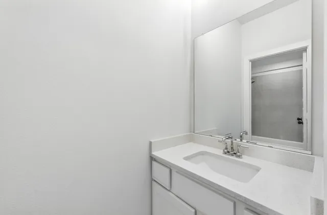 $634,494 | 100 Cloverton Crescent, Hutto, TX 78634