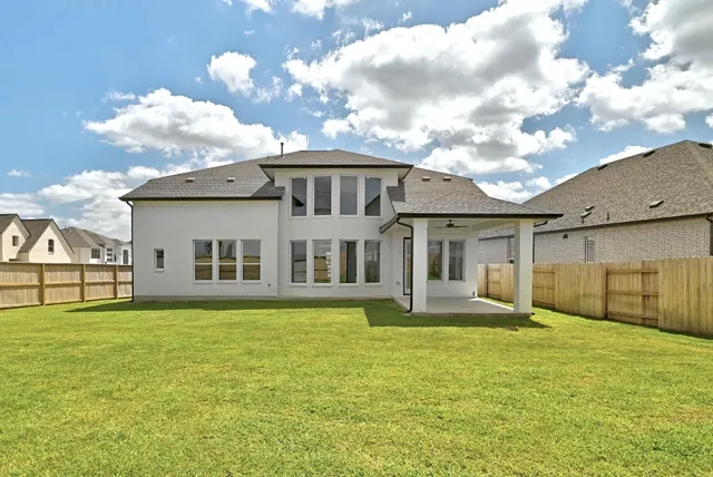 $624,494 | 100 Cloverton Crescent, Hutto, TX 78634