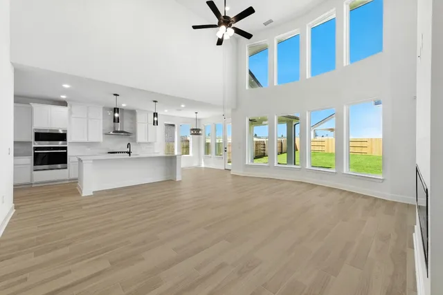 $624,494 | 100 Cloverton Crescent, Hutto, TX 78634