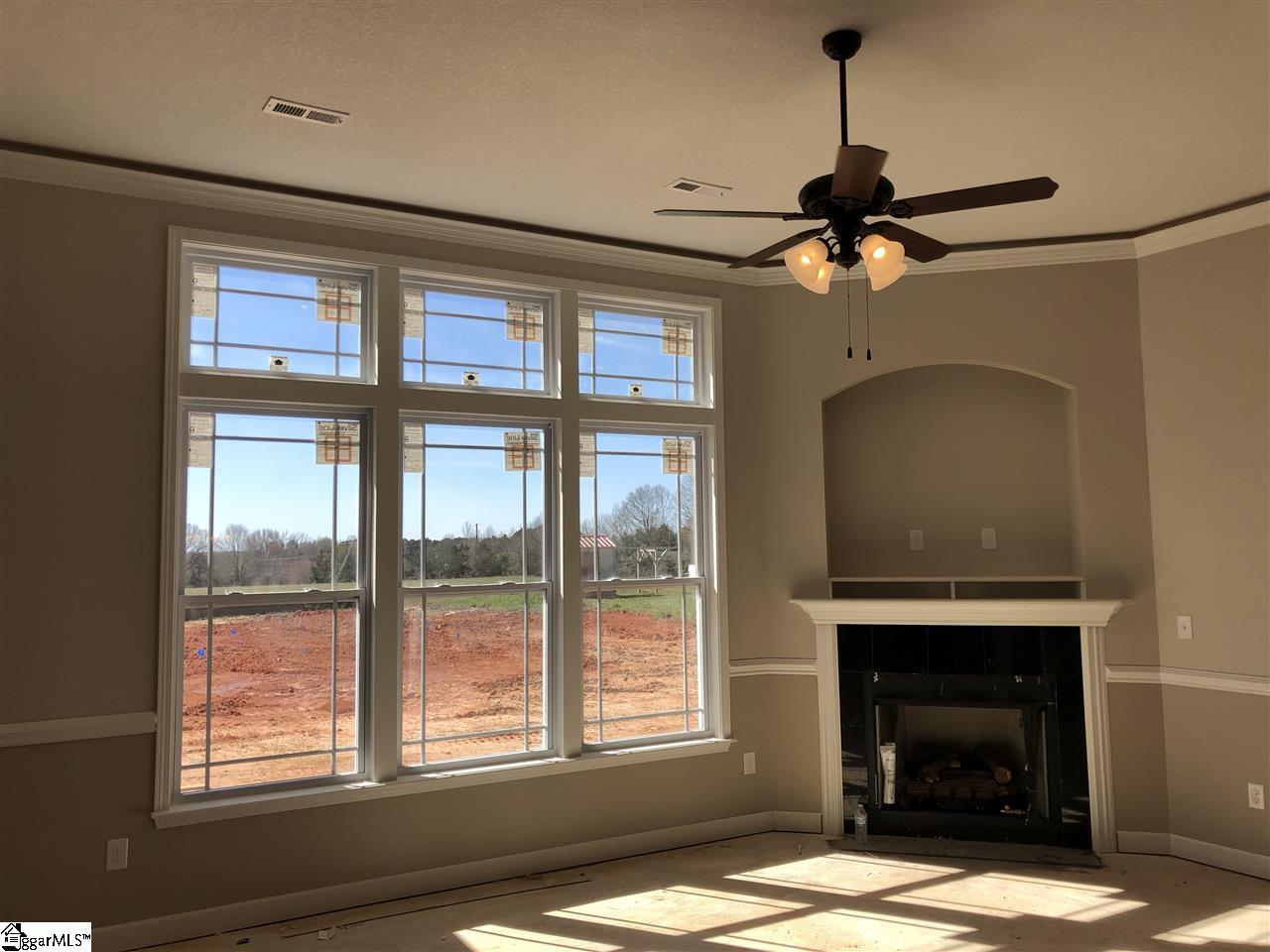 1382 Satterfield Road Greer, SC 29651 - Photo 5 of 11 Gallery Image 5