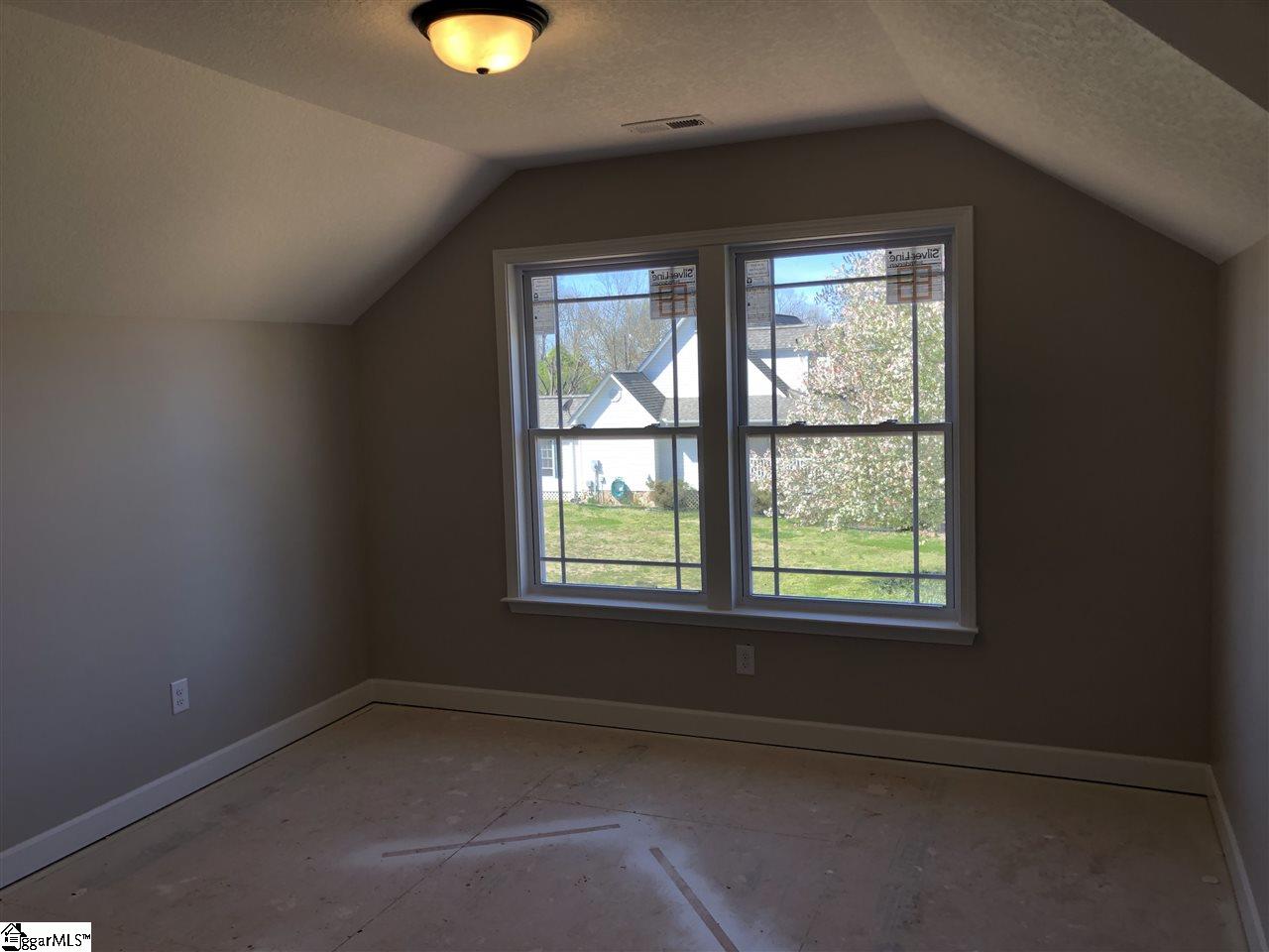 1382 Satterfield Road Greer, SC 29651 - Photo 10 of 11 Gallery Image 10