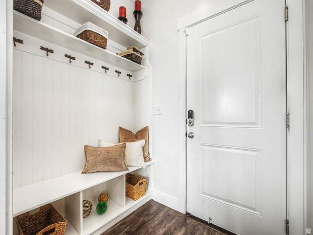 117 Ridge View Drive Elk Ridge, UT 84651 - Photo 11 of 42 Mudroom with dark wood-style floors and baseboards