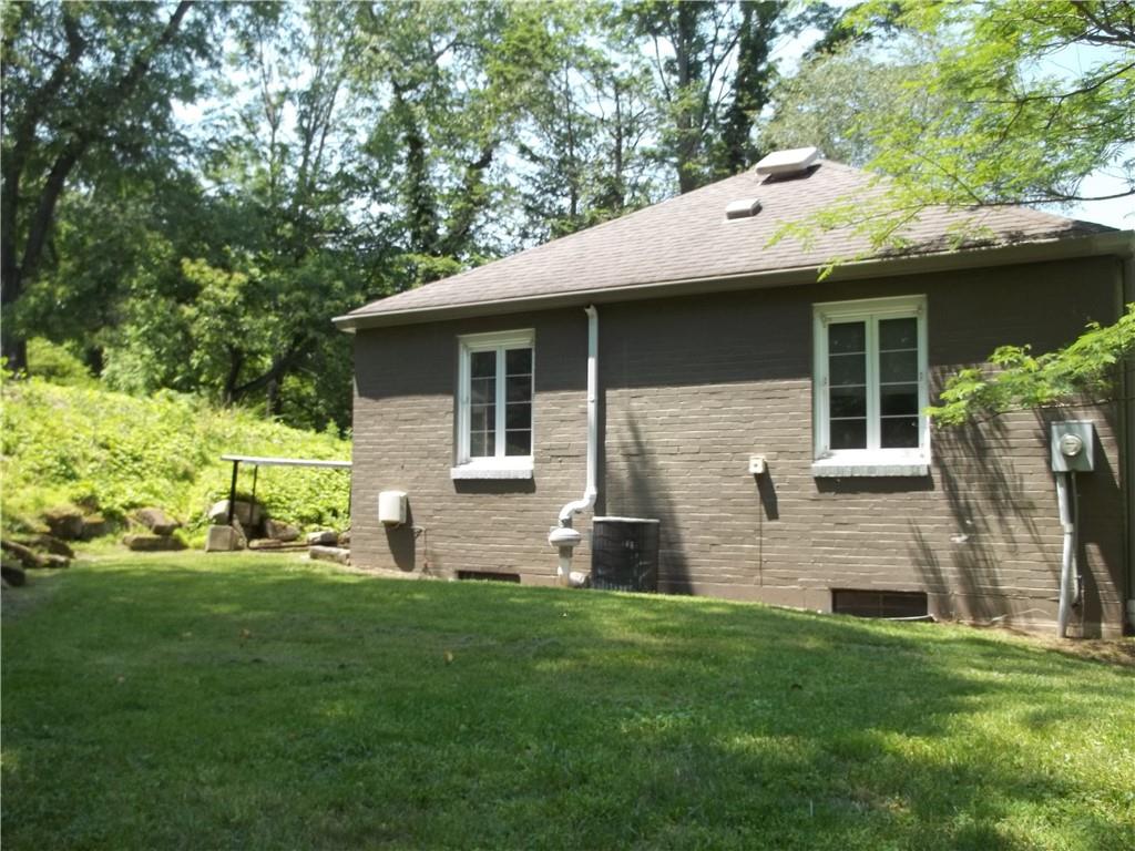 243 Byron Road Pittsburgh, PA 15237 - Photo 27 of 37 Gallery Image 27
