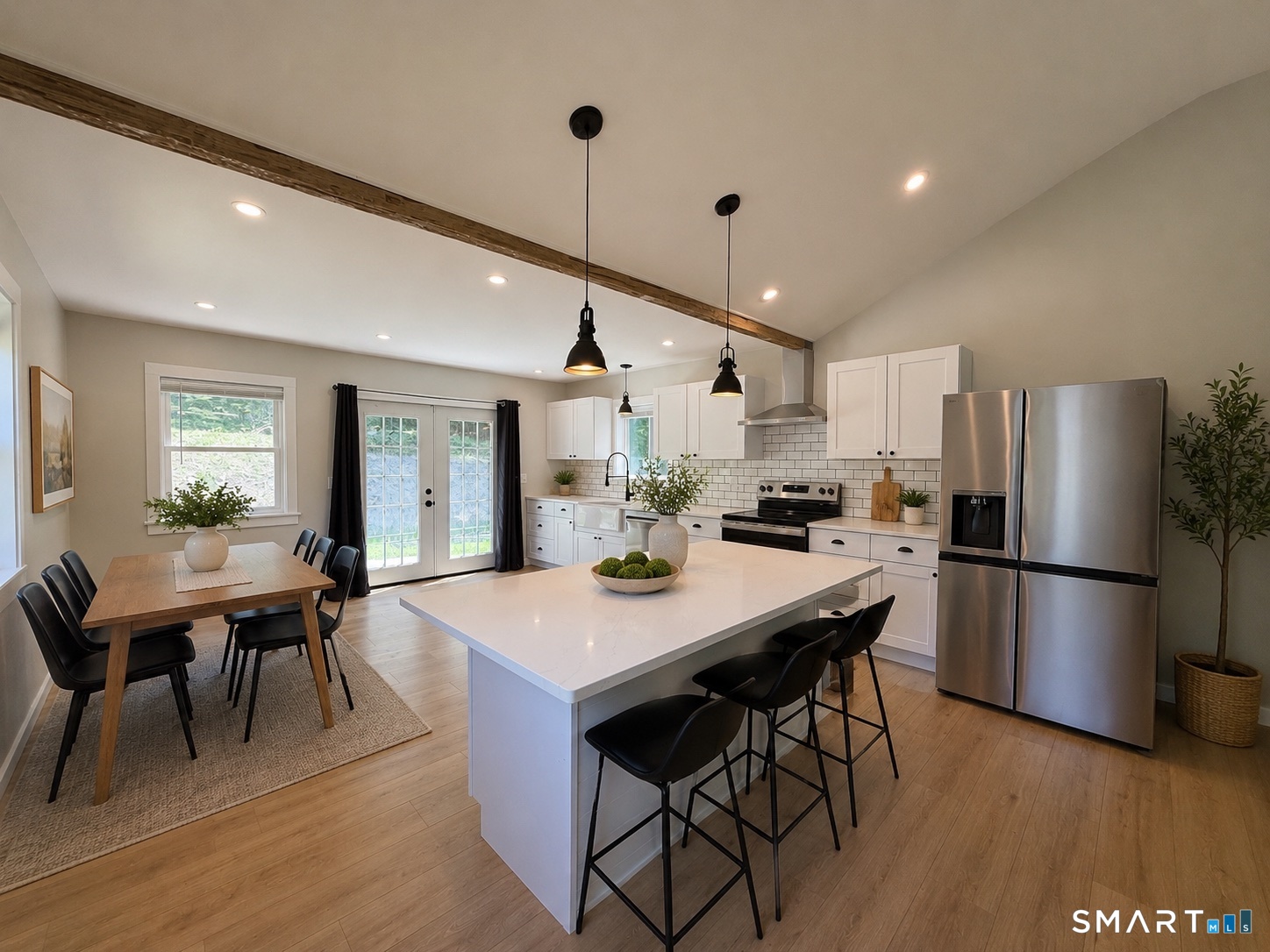8 Rustic Road Ridgefield, CT 06877 - Photo 4 of 20