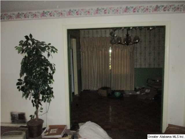 421 Orchid Road Birmingham, AL 35215 - Photo 2 of 5