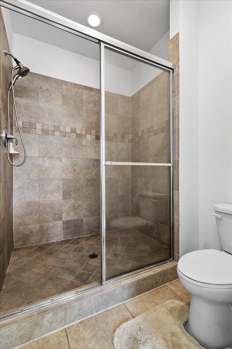 3124 Waterside Circle Boynton Beach, FL 33435 - Photo 17 of 34 Master Bath