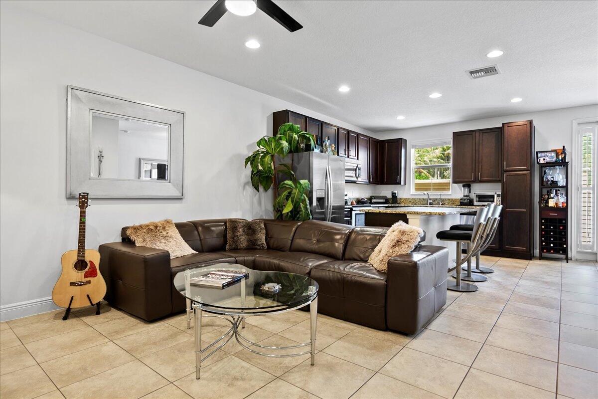 3124 Waterside Circle Boynton Beach, FL 33435 - Photo 5 of 34 Open Concept