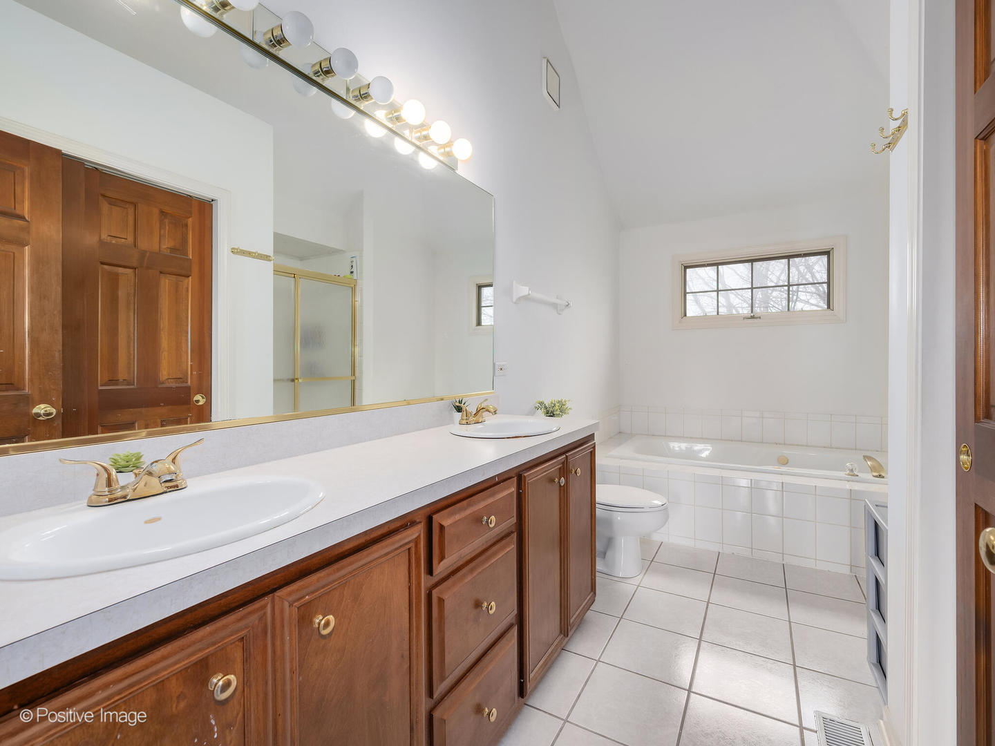 586 Daniels Street Bolingbrook, IL 60440 - Photo 17 of 29