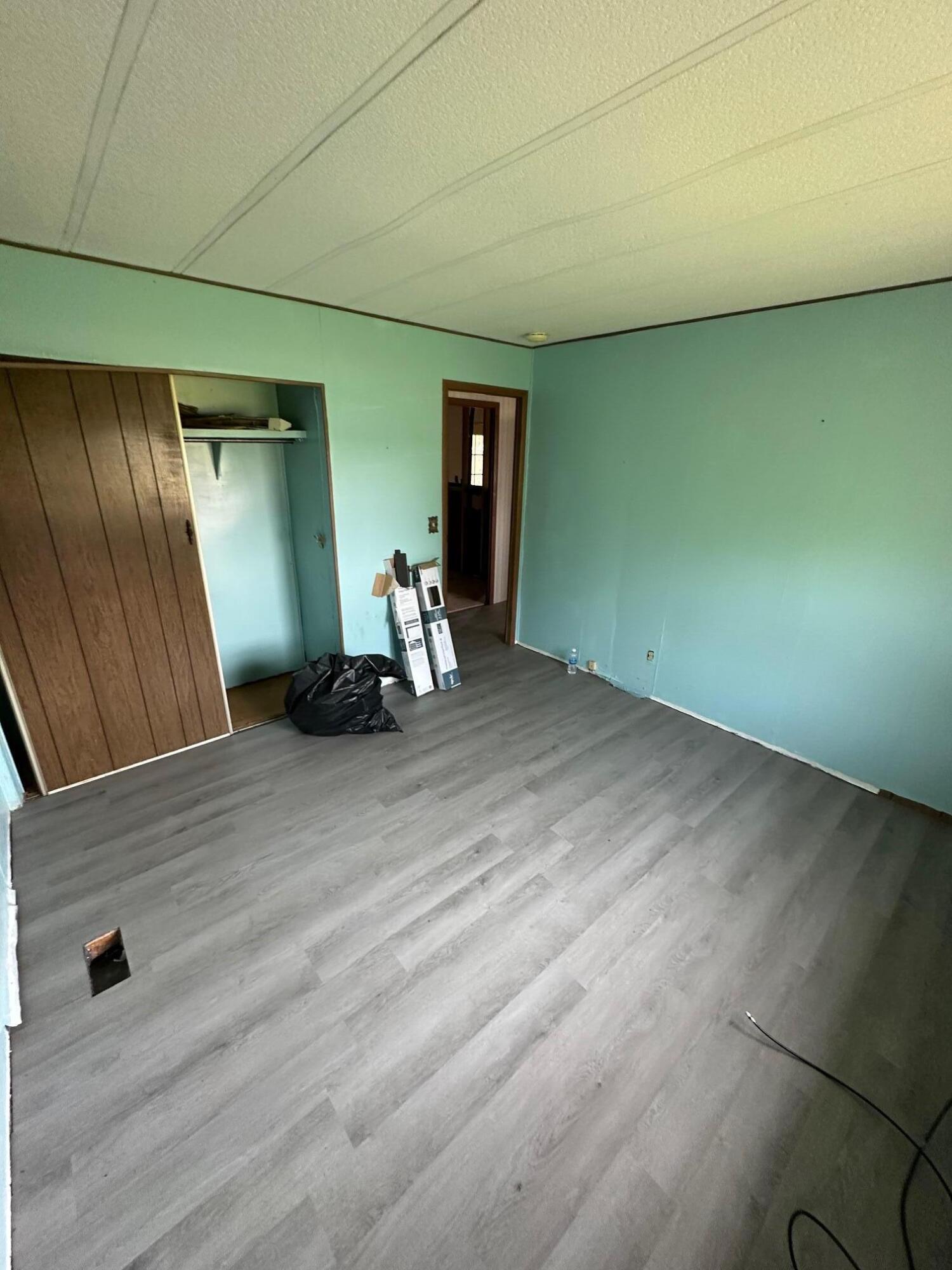 14 Columbus Drive Rouses Point, NY 12979 - Photo 4 of 9 14 Columbus Dr bed