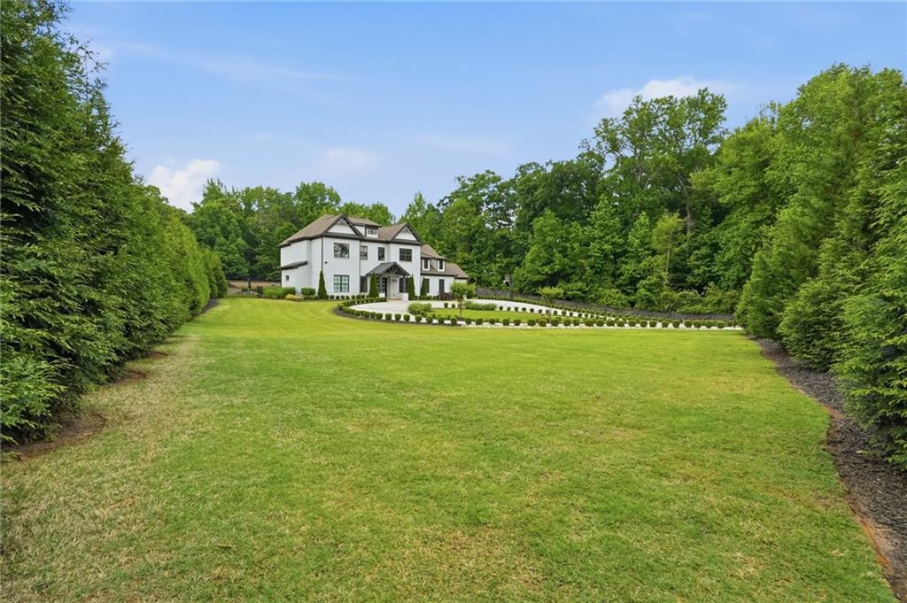 3020 Wallace Road Buford, GA 30519 - Photo 4 of 66
