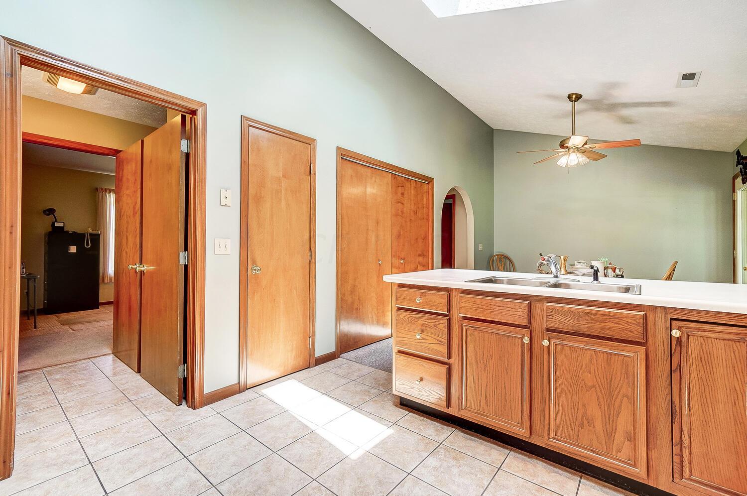 5642 Fox Ridge Drive Springfield, OH 45503 - Photo 16 of 32 50038214-024_web