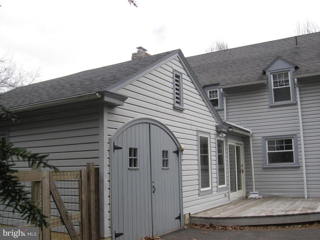 442 South Spruce Street Lititz, PA 17543 - Photo 3 of 8