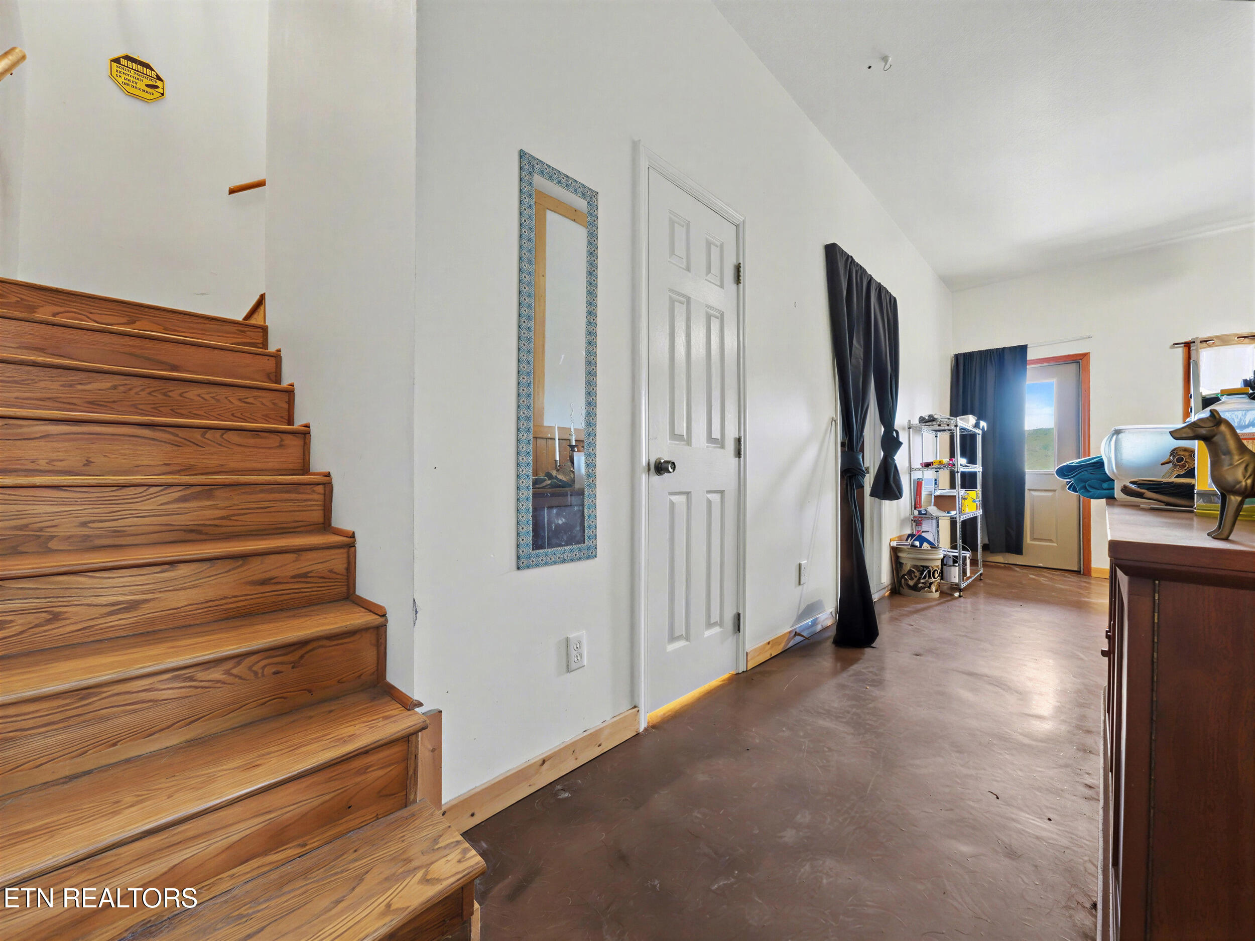 1738 Mountain Shores Road New Tazewell, TN 37825 - Photo 27 of 48 26_36