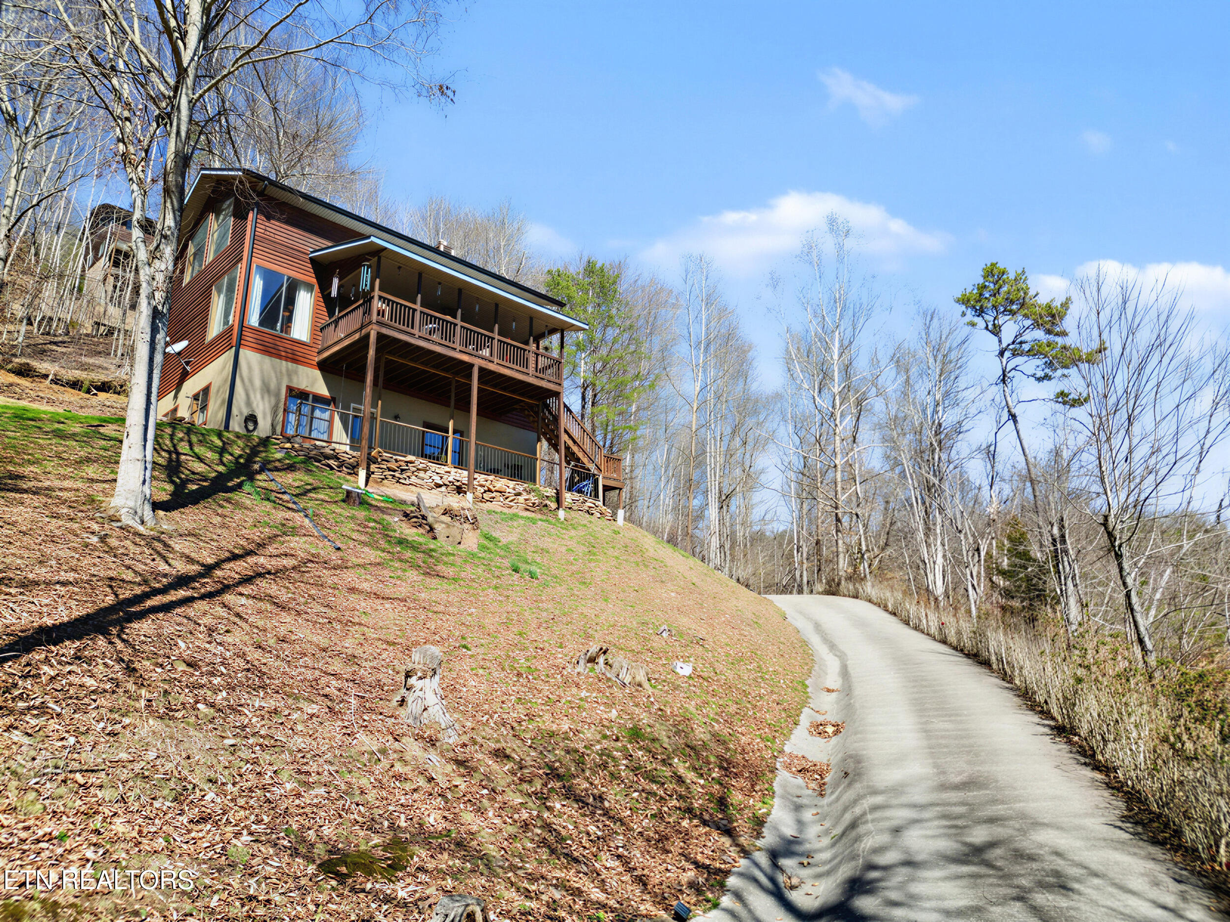 1738 Mountain Shores Road New Tazewell, TN 37825 - Photo 5 of 48 5_5