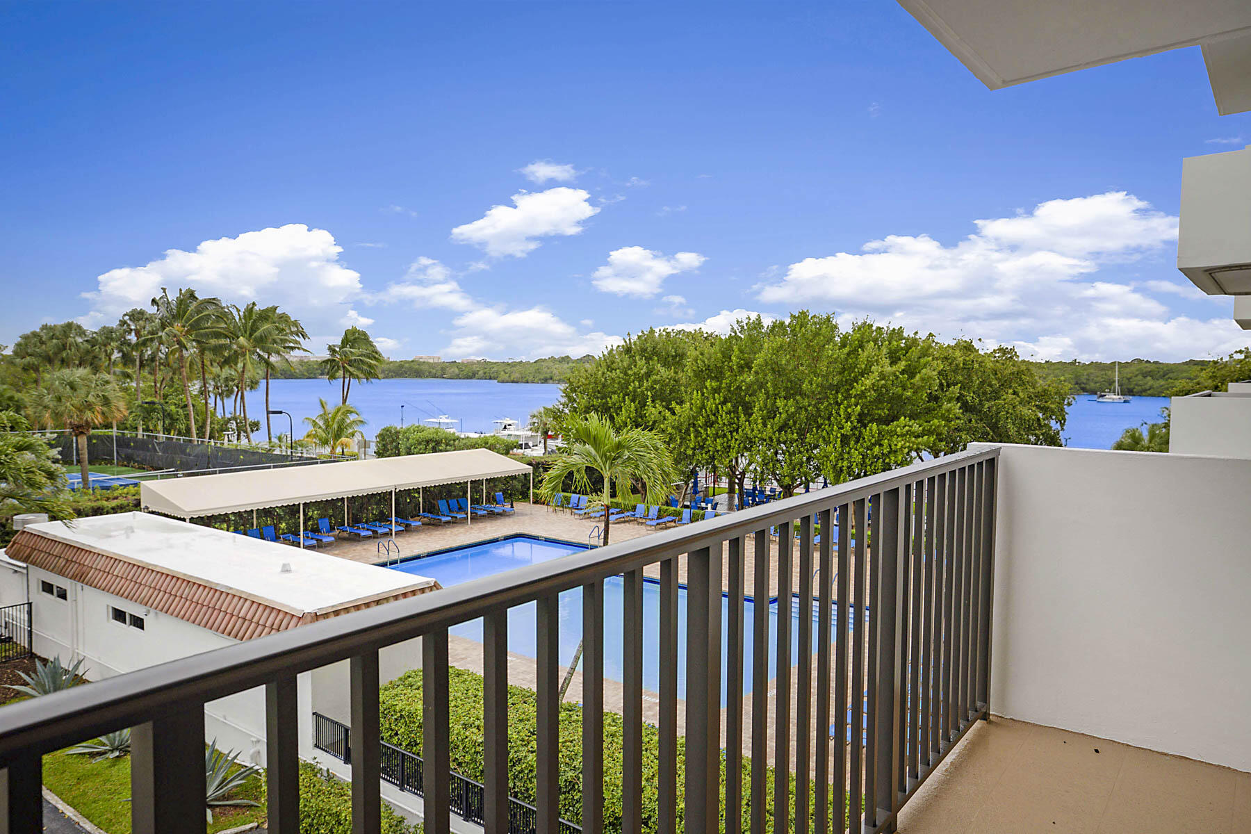 2121 North Ocean Boulevard, Unit 305W Boca Raton, FL 33431 - Photo 29 of 75 VIEWS