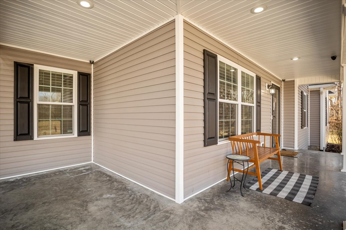 942 Old Stage Road Dickson, TN 37055 - Photo 4 of 39 Gallery Image 4