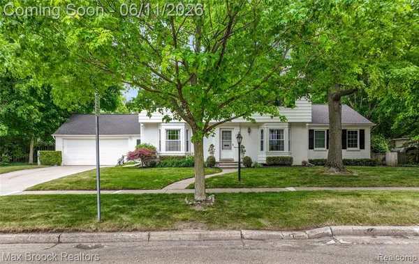 $1,125,000 | 385 Golf View Boulevard, Birmingham, MI 48009