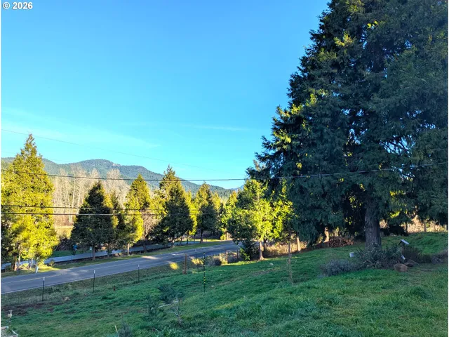 $315,000 | 48232 Westoak Road, Oakridge, OR 97463