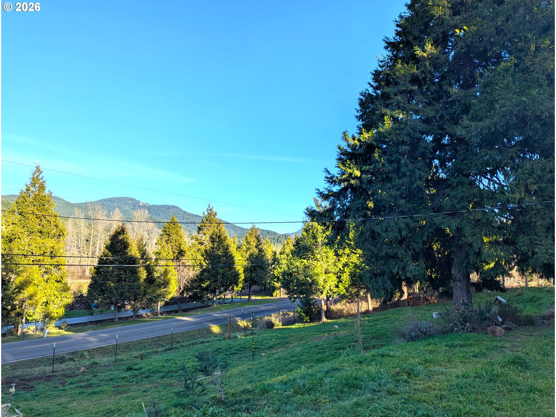 48232 Westoak Road Oakridge, OR 97463 - Photo 29 of 32