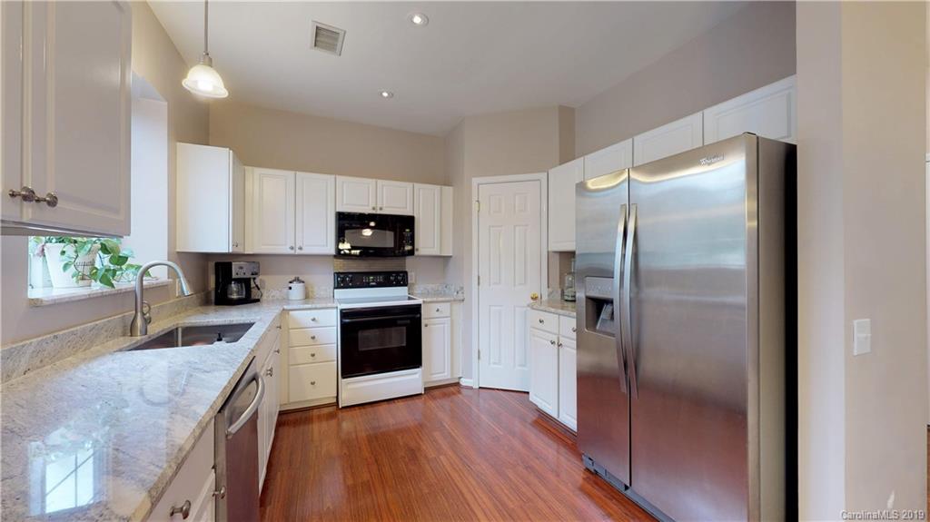 806 Clearbrook Road Matthews, NC 28105 - Photo 11 of 24 Gallery Image 11