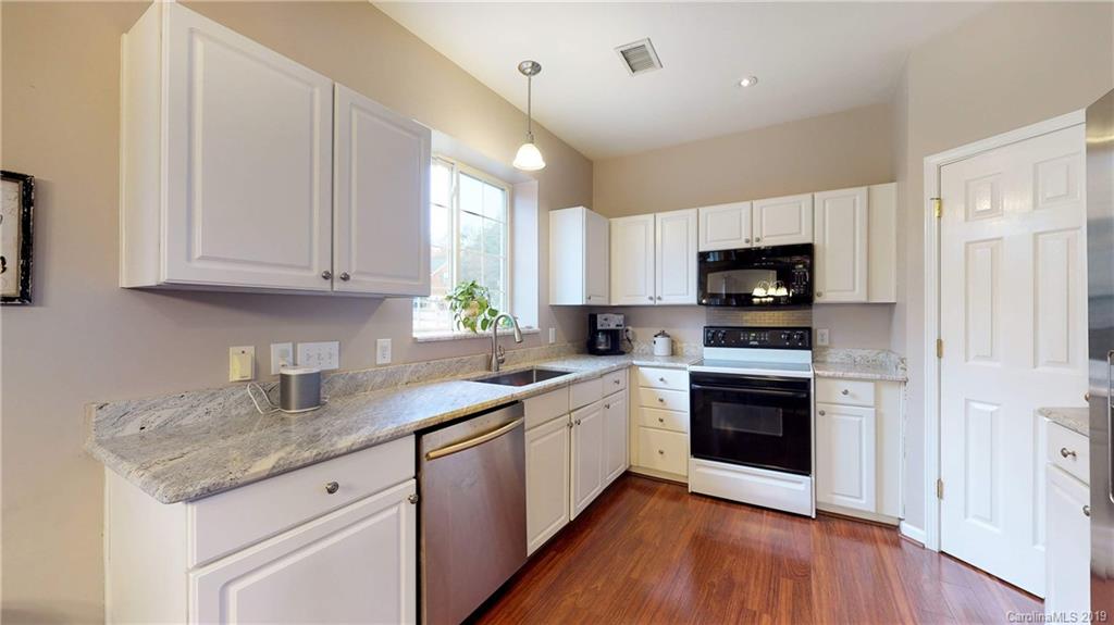 806 Clearbrook Road Matthews, NC 28105 - Photo 12 of 24 Gallery Image 12