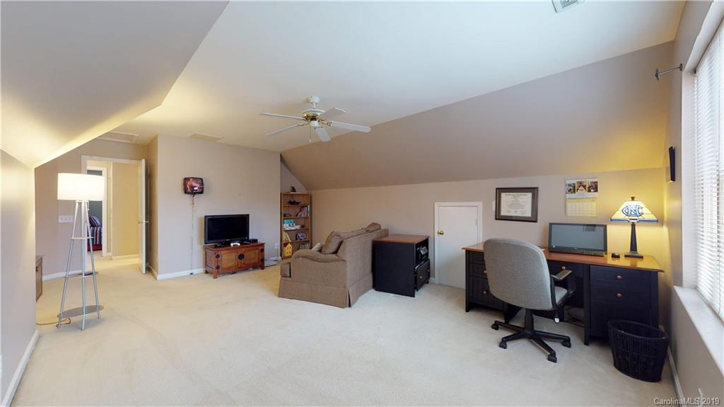 806 Clearbrook Road Matthews, NC 28105 - Photo 17 of 24 Gallery Image 17