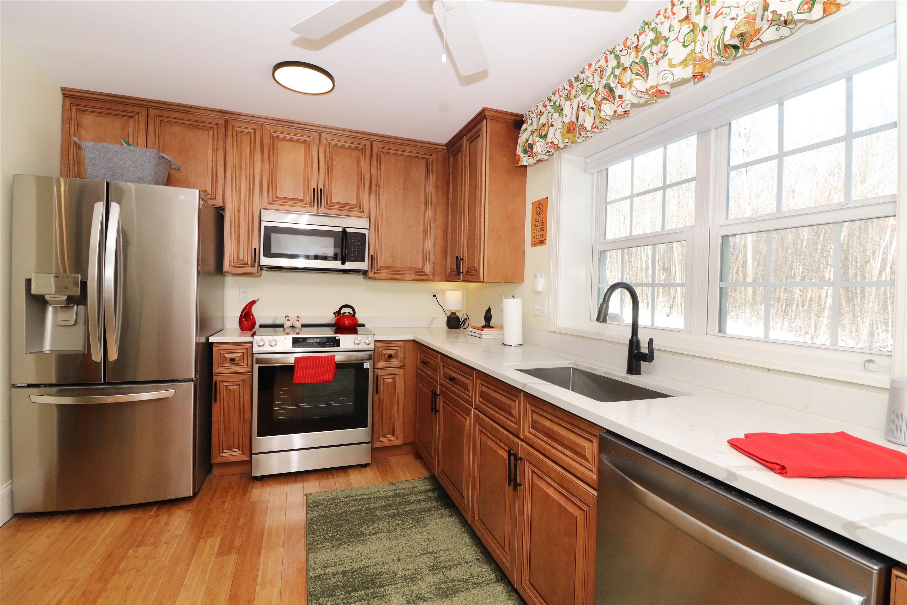 58 Breckenridge Way, Unit 31 Laconia, NH 03246 - Photo 11 of 16