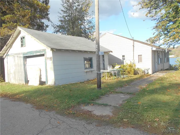 $250,000 | 242 Broad Bay Circle, Machias, NY 14101