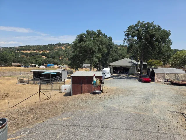 a view of a terrace with sitting area