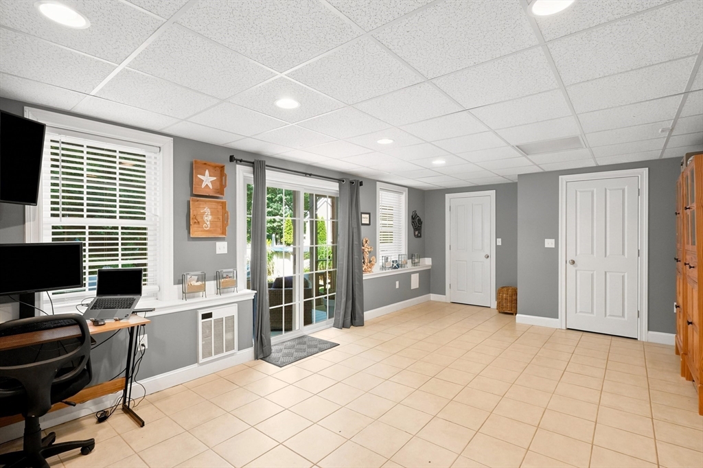 113 Thurlow Street Georgetown, MA 01833 - Photo 28 of 42