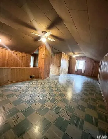 $1,900 | 533 South Pennsylvania Avenue, Belleville, IL 62220