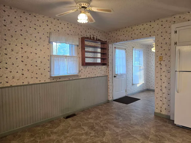 $95,000 | 320 Westmoreland Avenue, Rockford, IL 61102