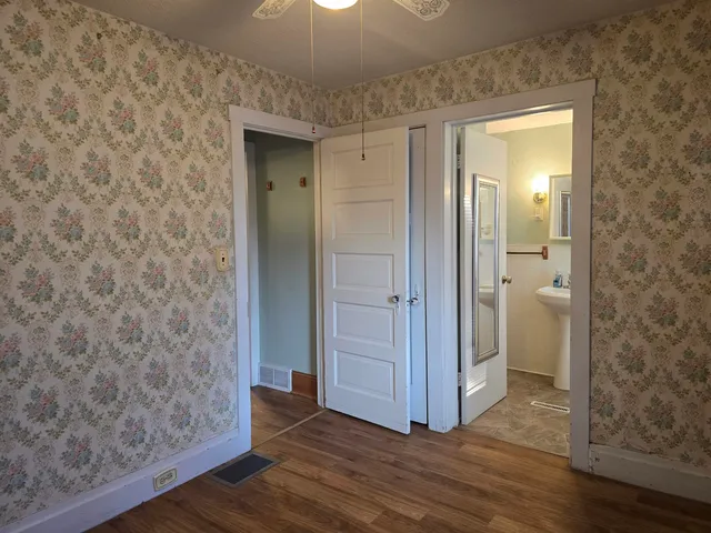 $95,000 | 320 Westmoreland Avenue, Rockford, IL 61102